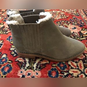 Seychelles suede booties size 6.5